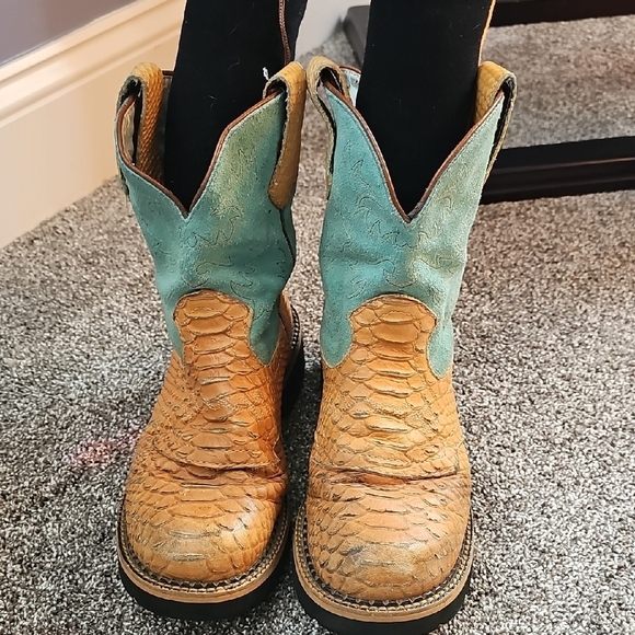 Ariat Turquoise and Tan Snakeskin Print Cowboy Boots - Picture 1 of 6